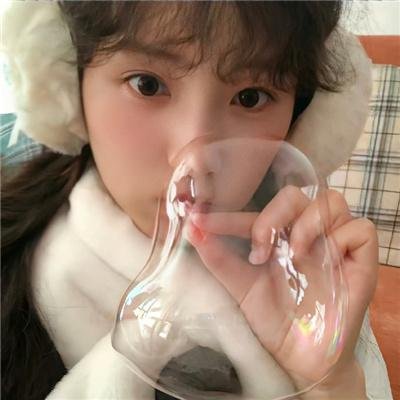 让你摆地摊，没让你城管局门口摆